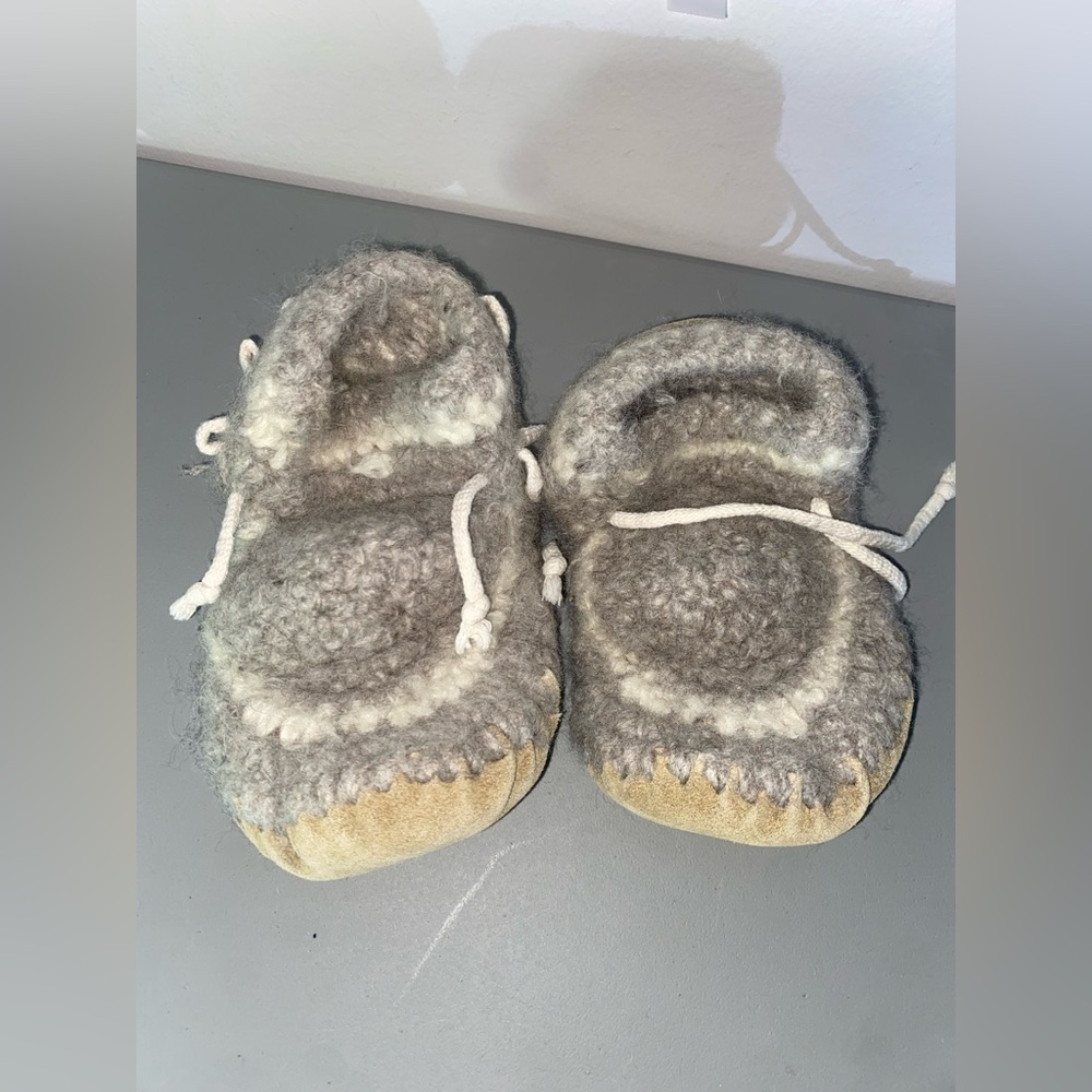 Cozy Gray and Cream Padraig Wool Slippers Kids